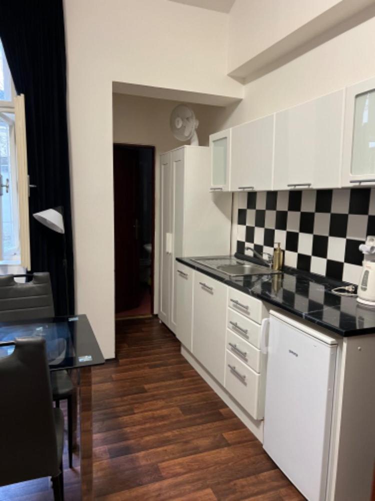 Apartment Moon 布拉格 外观 照片